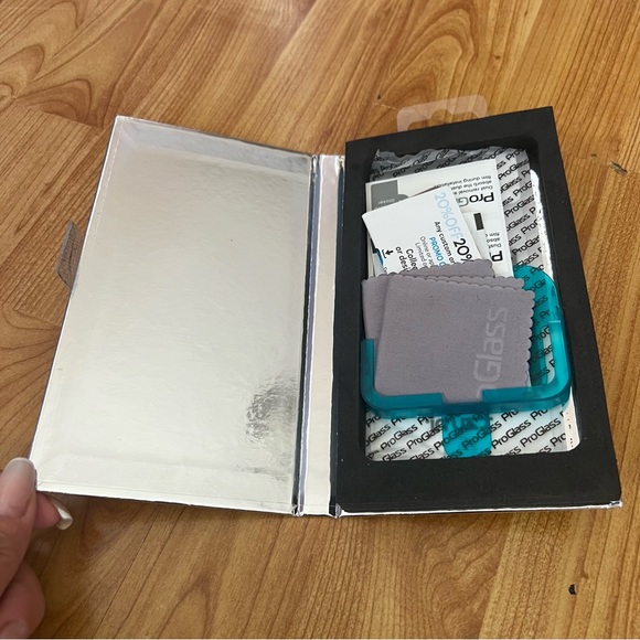 ProGlass screen protector - Picture 3 of 3